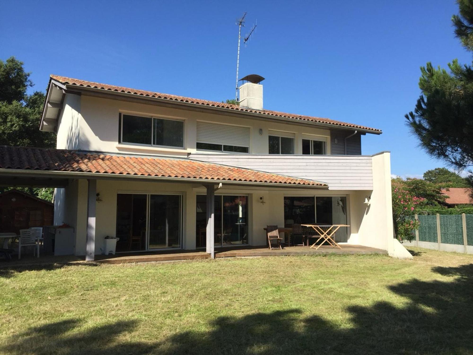 Spacieuse Maison Familiale 11 Pers. Avec Jardin Pres Du Port De Capbreton - Fr-1-239-1001 Villa Exterior photo